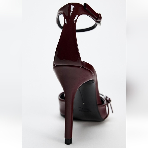 ZARA ANKLE STRAP BUCKLED HEELS - Picture 4 of 6
